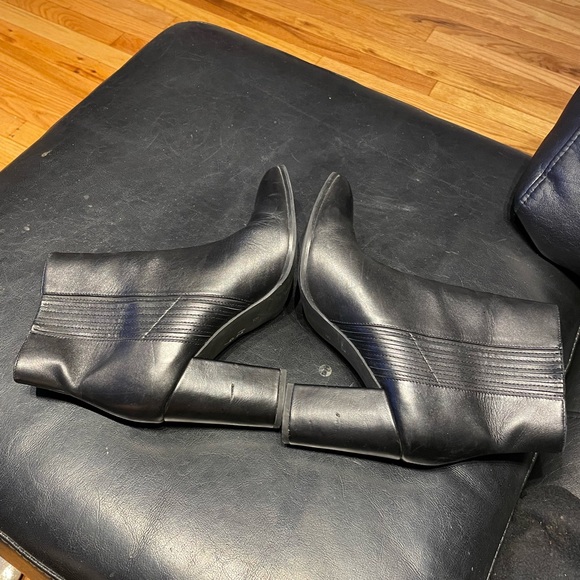 NWOT Chunky Block Heeled Ankle Booties Leather Rave Riding Pullover Pointed work - Picture 6 of 8